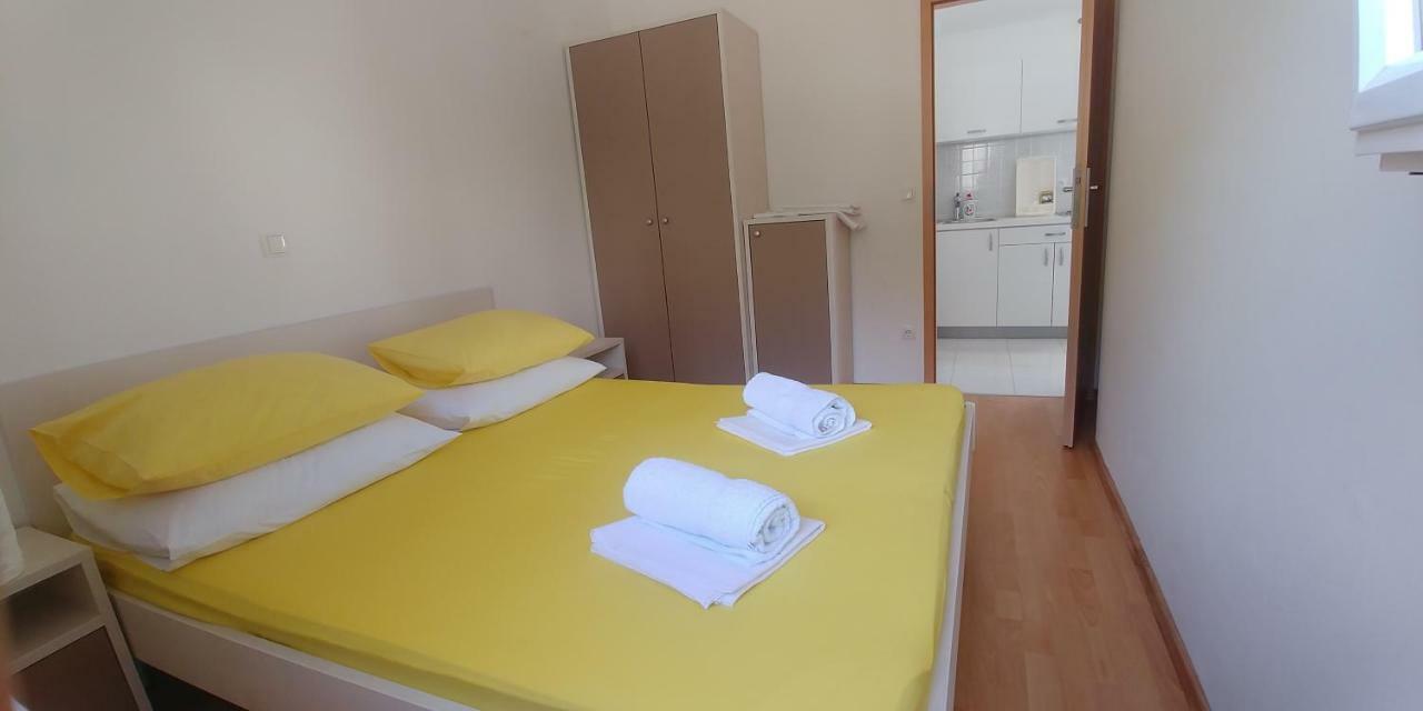 Apartments Rica Omiš Екстериор снимка